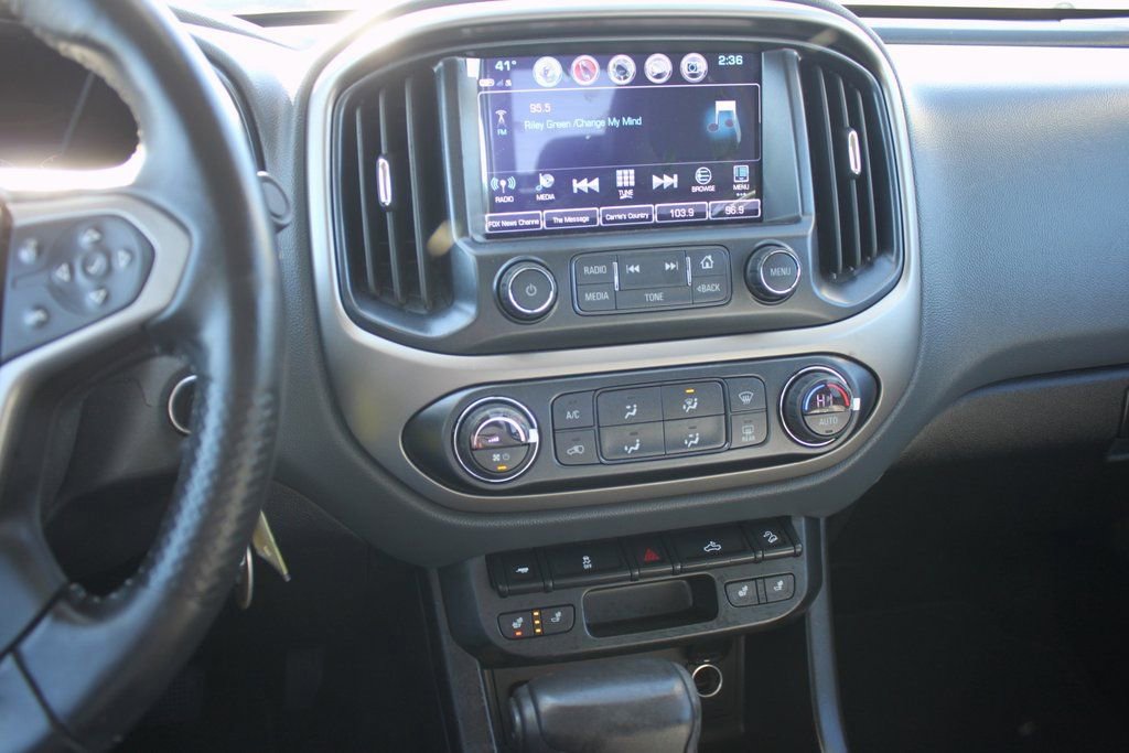 Used 2018 Chevrolet Colorado Z71 image 9