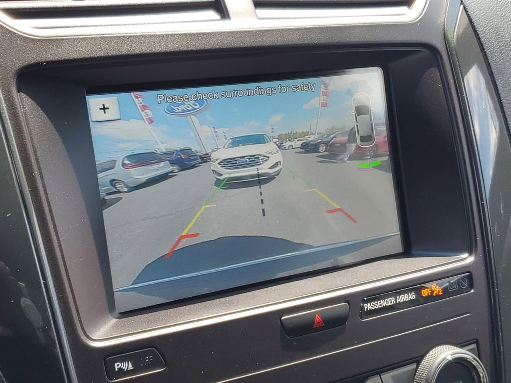 Used 2018 Ford Explorer XLT w/ Equipment Group 202A AWD/4WD image 20
