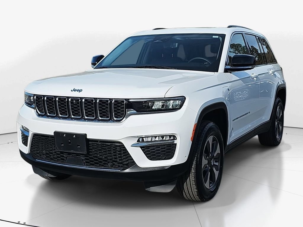 Used 2022 Jeep Grand Cherokee Limited 4xe w/ Luxury Tech Group II image 10