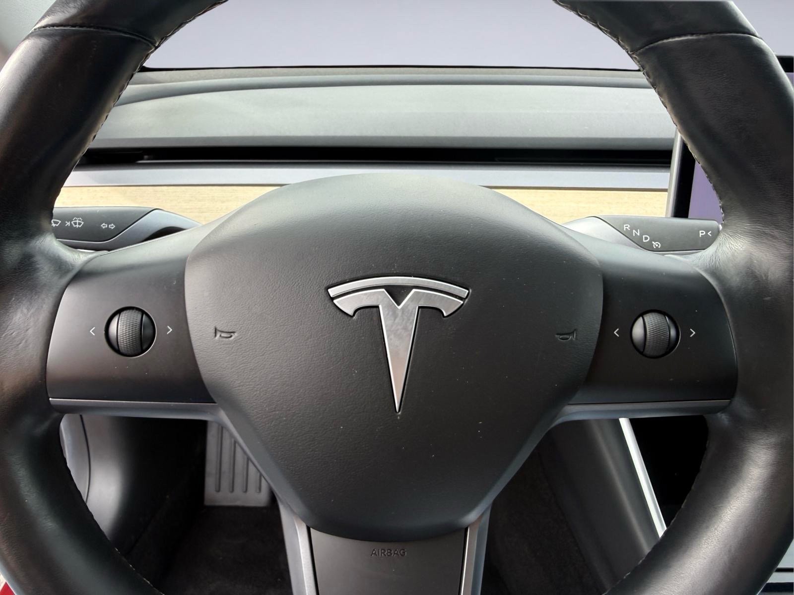 Used 2018 Tesla Model 3 Mid Range RWD image 24