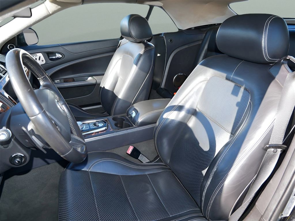 Used 2011 Jaguar XK Convertible image 11