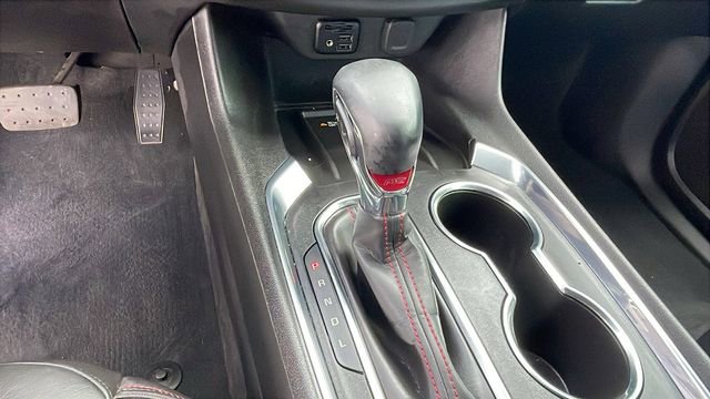 Used 2023 Chevrolet Traverse RS w/ LPO, Cargo Package image 17