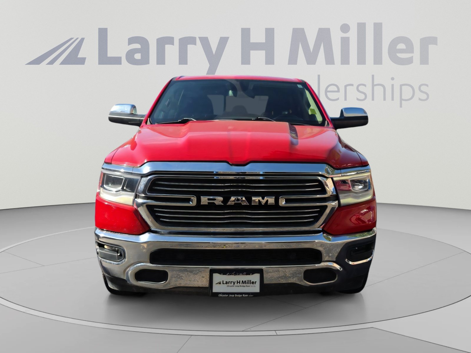 Used 2019 RAM 1500 Laramie AWD/4WD image 8