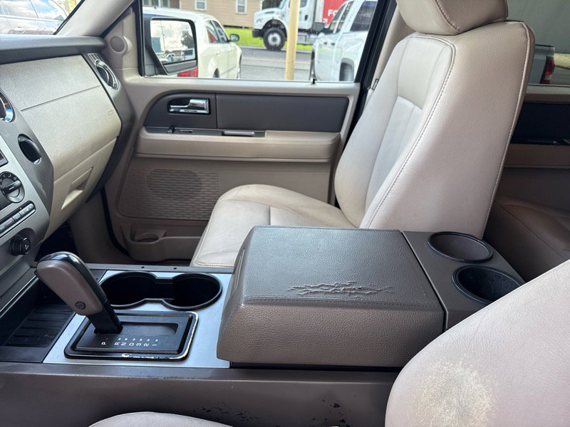 Used 2008 Ford Expedition XLT image 14
