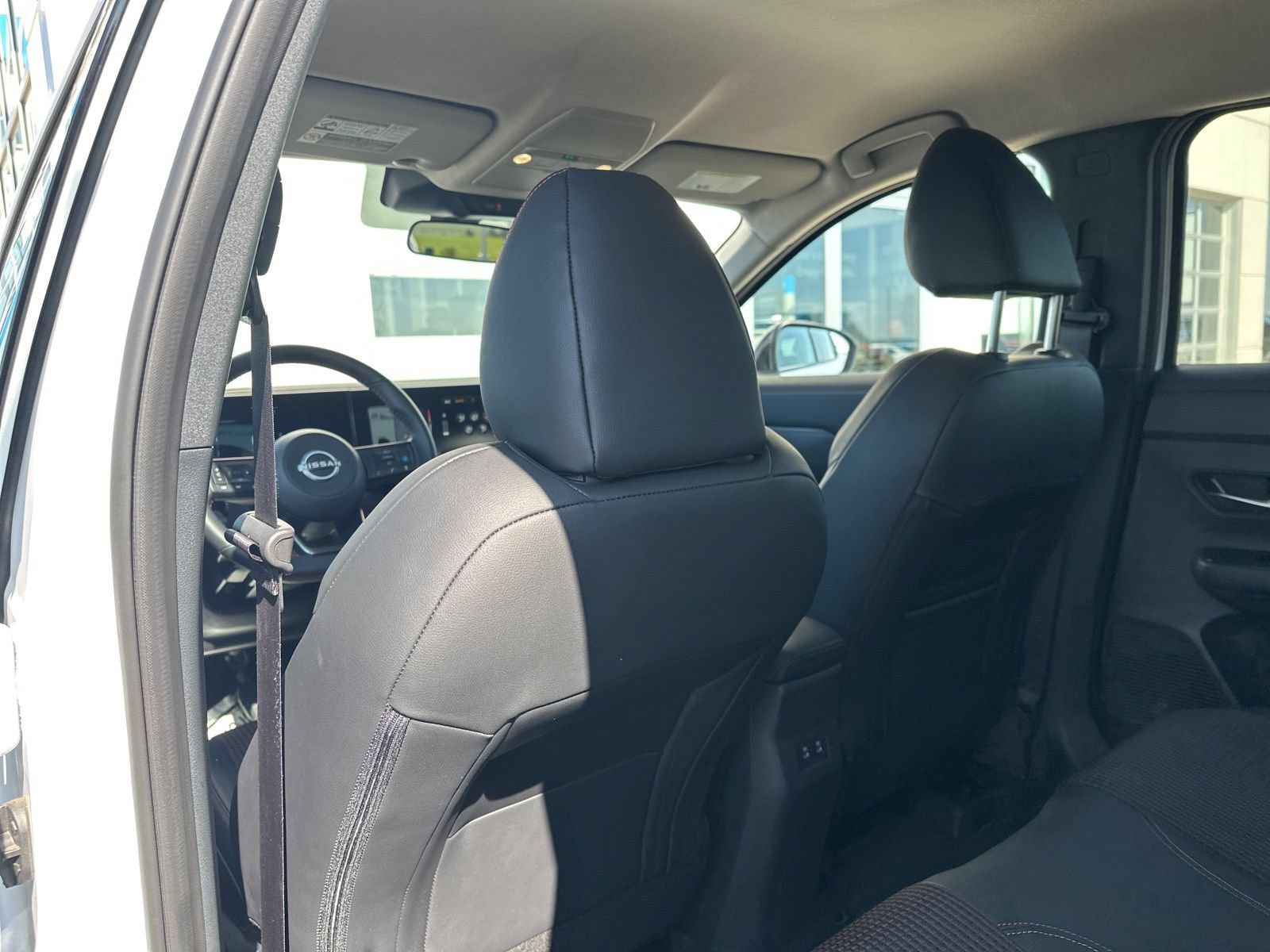 Used 2026 Nissan Kicks SR w/ Cold Weather Package AWD/4WD image 18