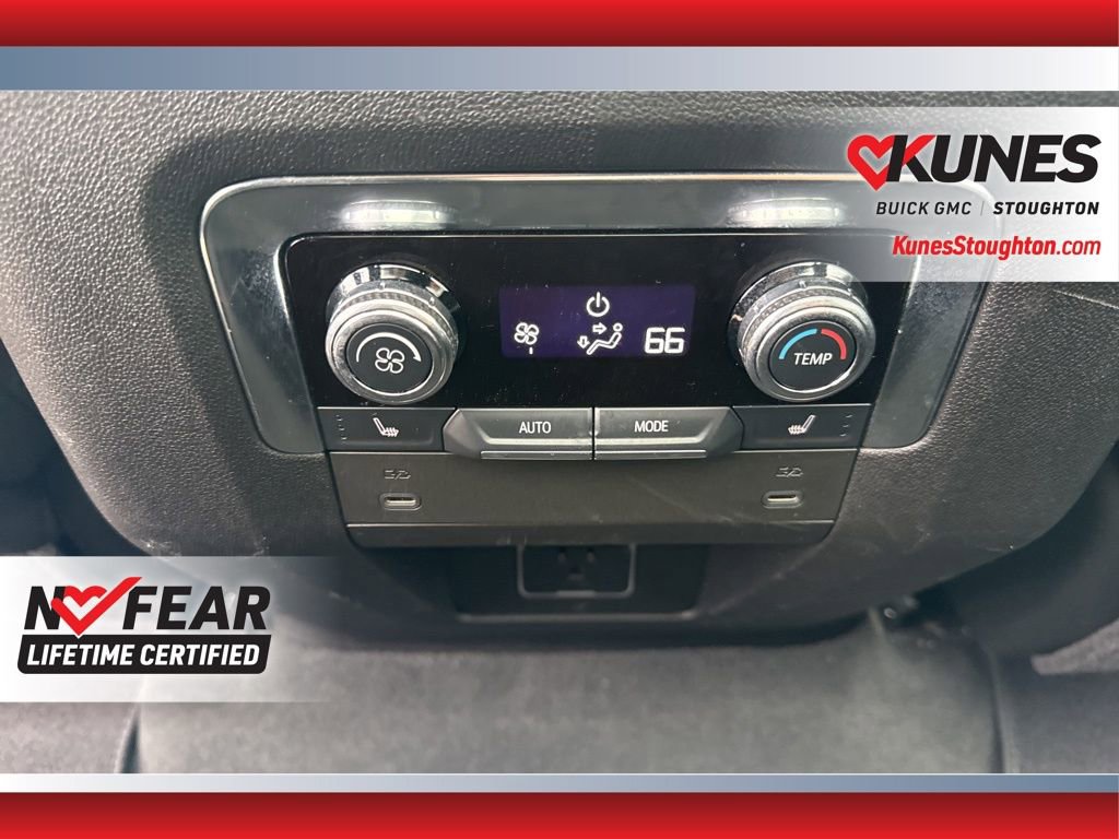 Used 2025 GMC Yukon XL AT4 image 36