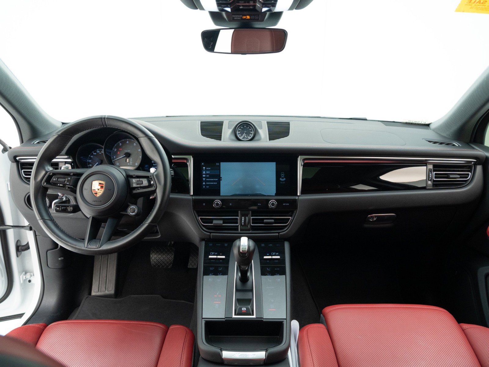 Certified 2024 Porsche Macan S image 30