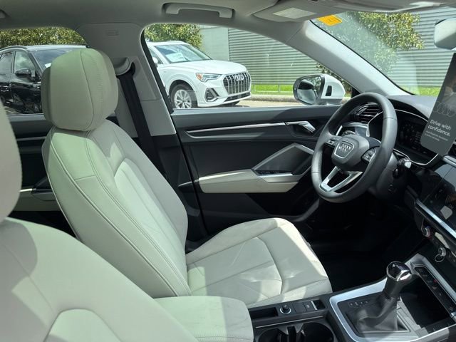 New 2025 Audi Q3 2.0T Premium image 15