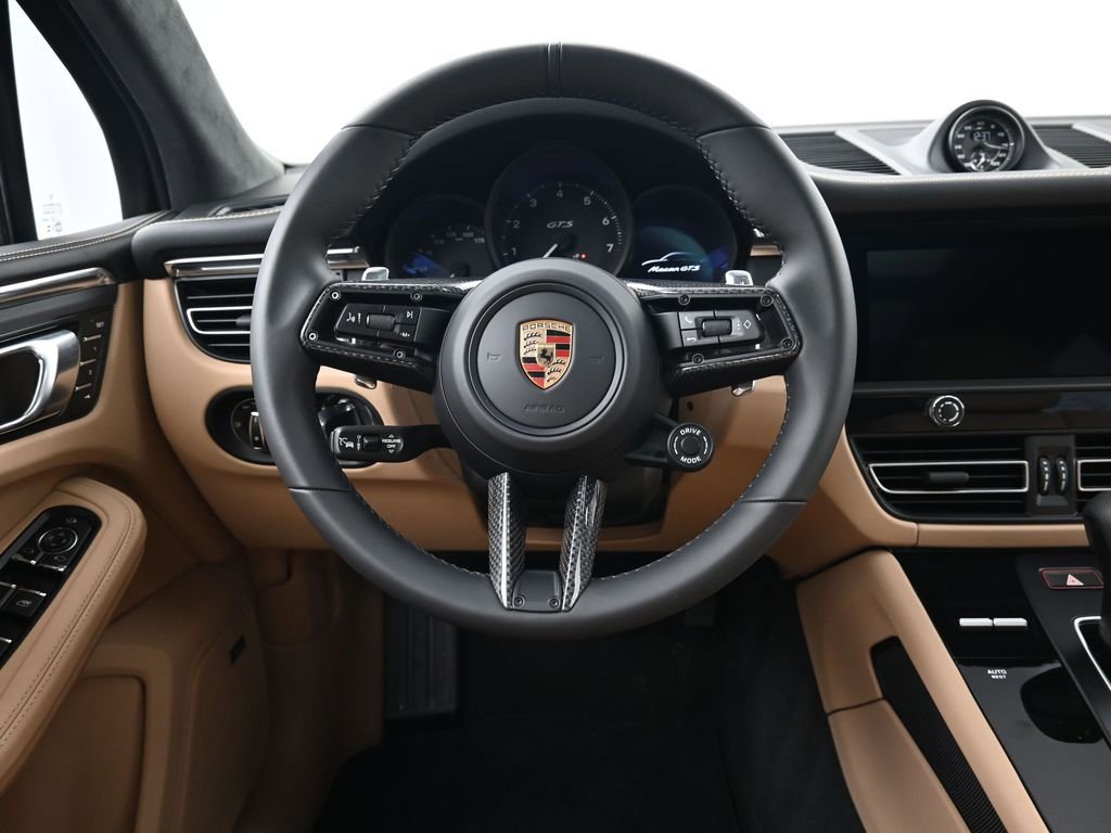 Certified 2026 Porsche Macan GTS image 13