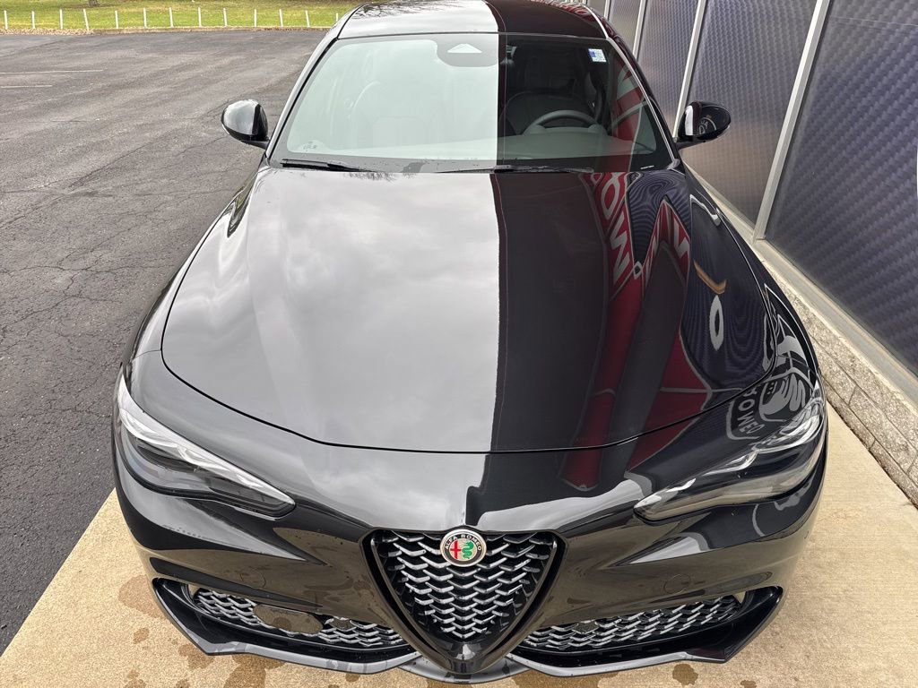 New 2026 Alfa Romeo Giulia AWD w/ Driving Assist Package image 5
