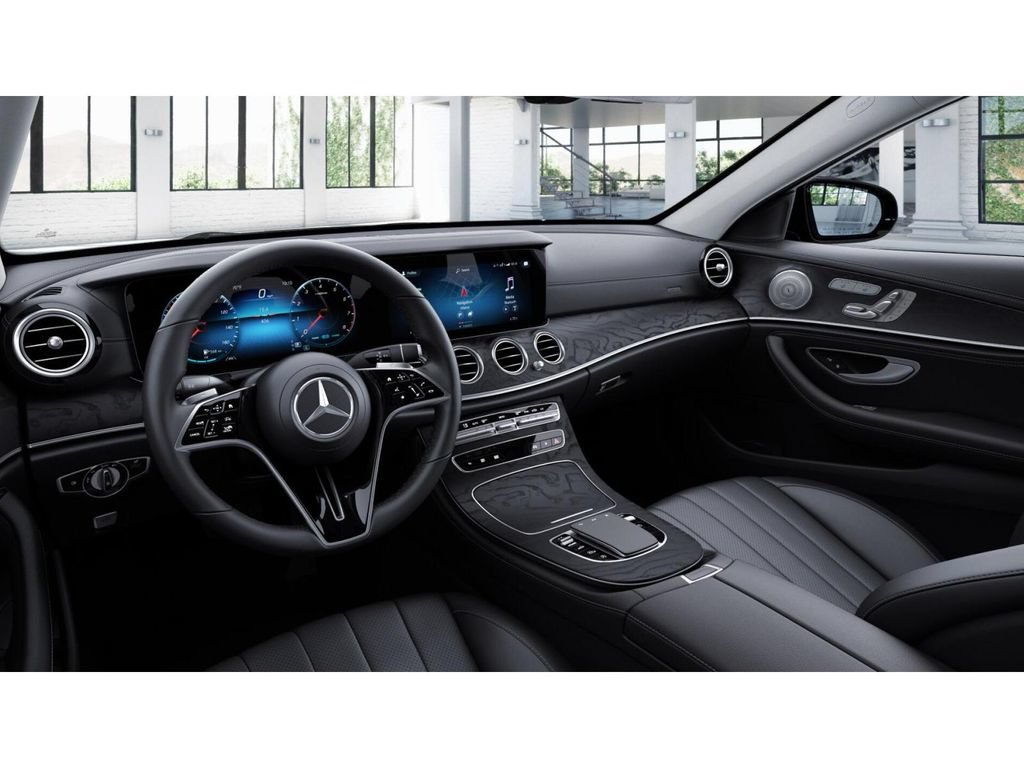 Used 2023 Mercedes-Benz E 450 4MATIC Sedan image 3