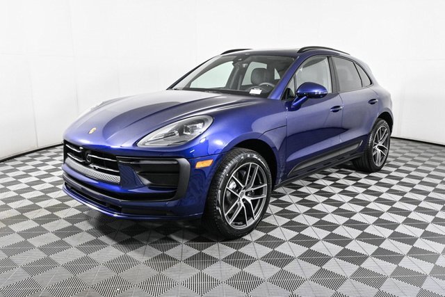 Used 2025 Porsche Macan video 1
