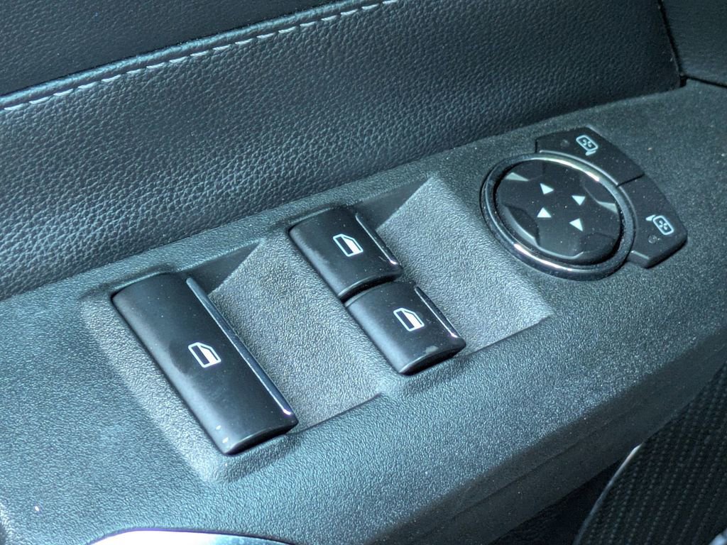 Used 2023 Ford Mustang Premium image 23