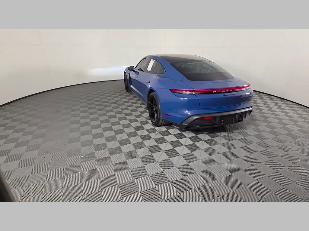 Used 2021 Porsche Taycan 4S image 42