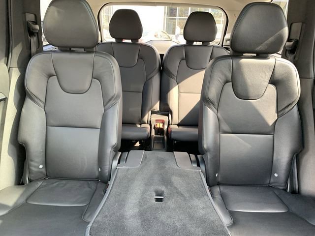 Used 2018 Volvo XC90 T6 Momentum w/ Convenience Package image 31
