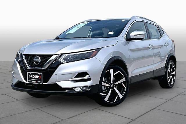 Certified 2022 Nissan Rogue Sport SL w/ Premium Package
