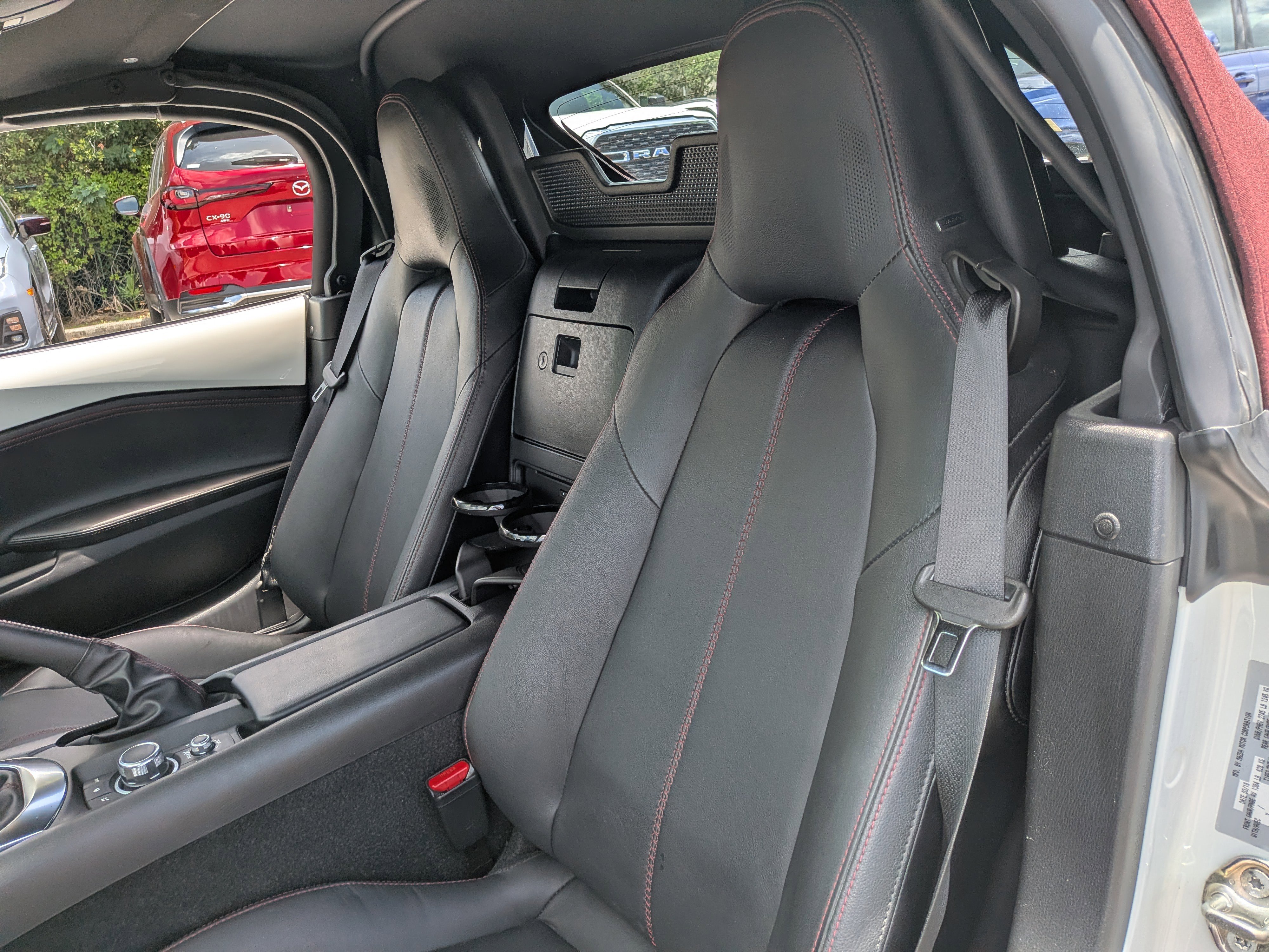 Used 2018 MAZDA MX-5 Miata Grand Touring RWD image 16
