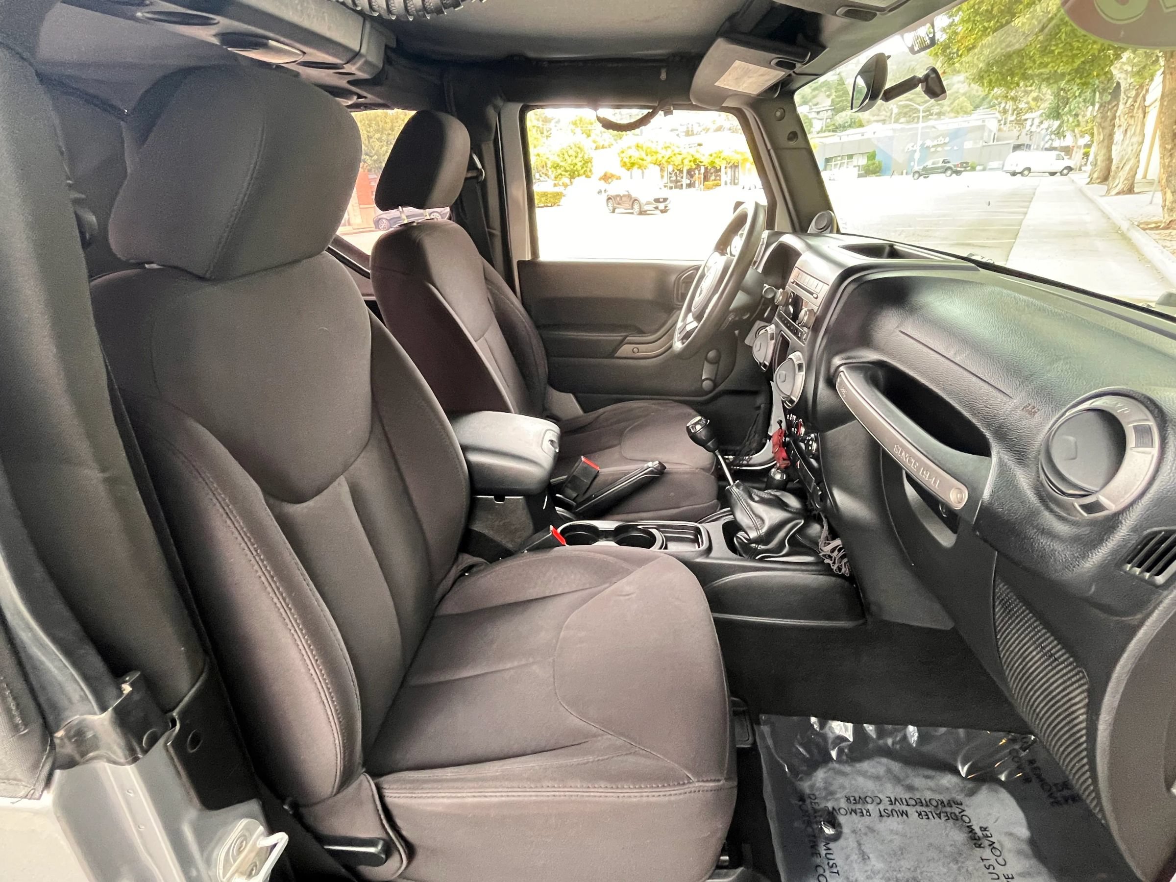 Used 2013 Jeep Wrangler Sport AWD/4WD image 12