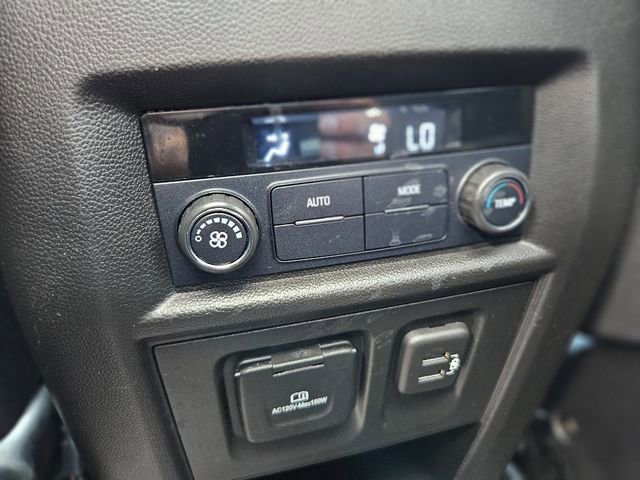 Used 2019 Chevrolet Traverse LT w/ LT Premium Package image 30