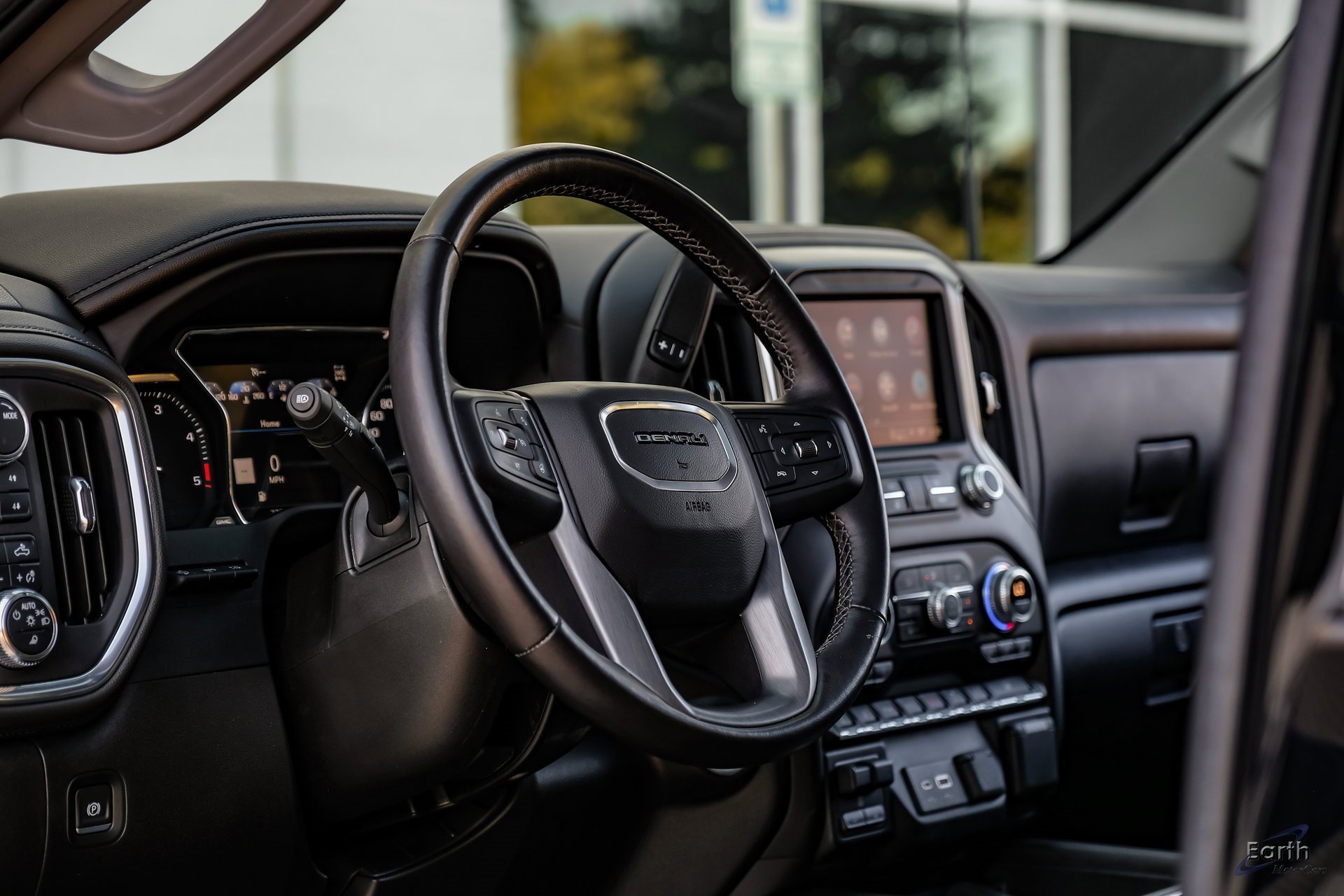 Used 2022 GMC Sierra 3500 Denali w/ Technology Package image 42