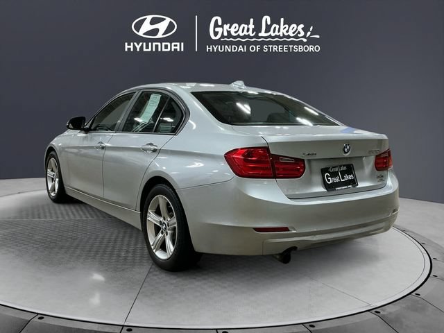 Used 2013 BMW 320i xDrive Sedan AWD/4WD image 3