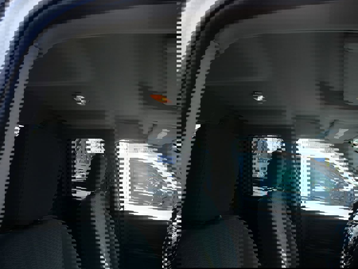 Used 2018 RAM 1500 Express image 27