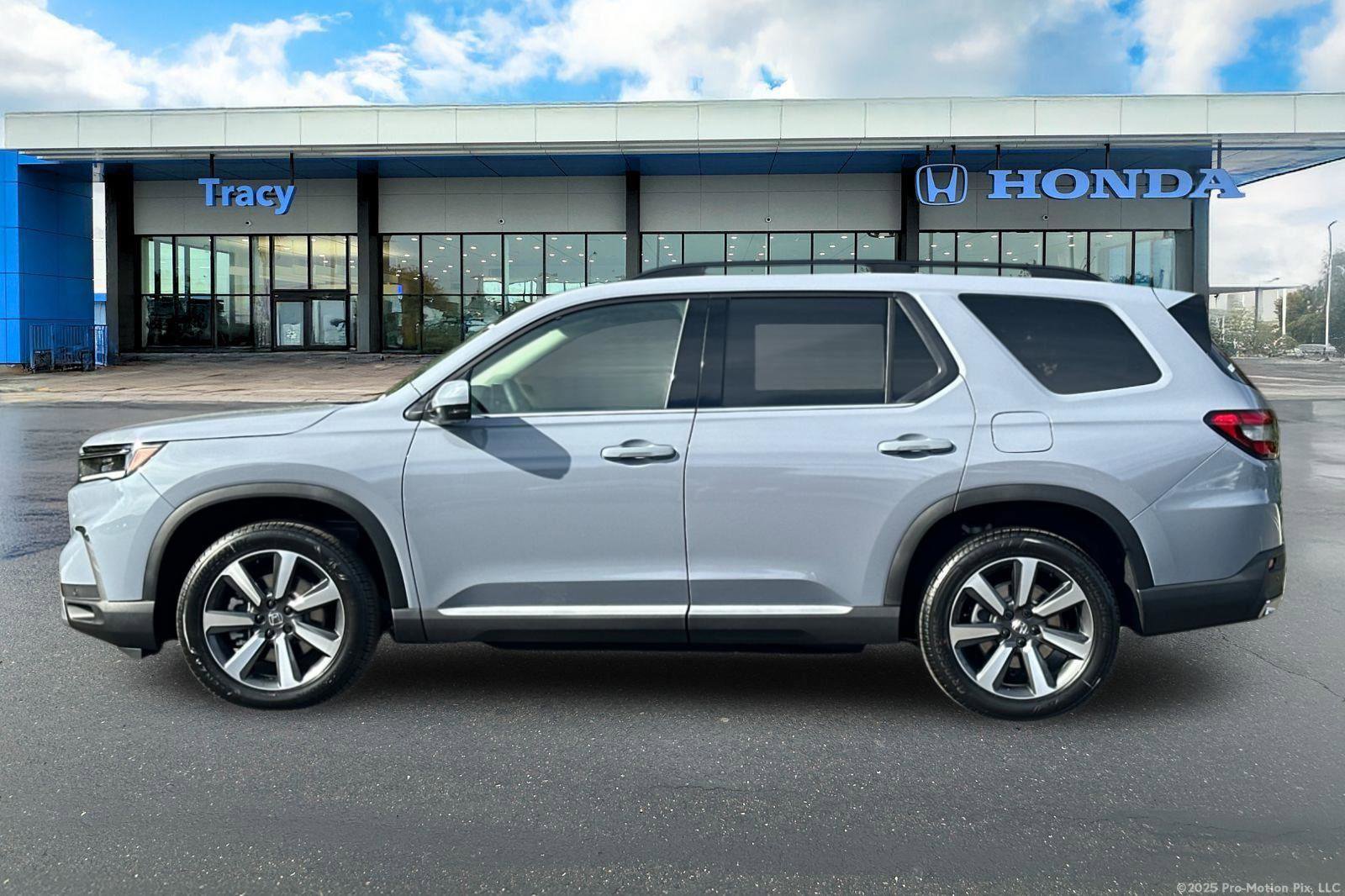 New 2025 Honda Pilot Elite image 7