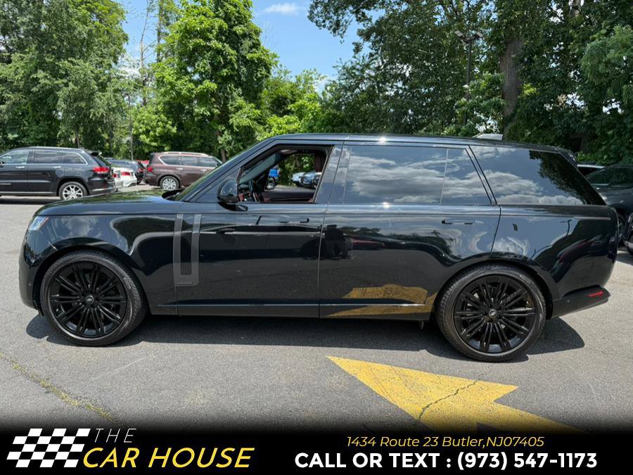 Used 2023 Land Rover Range Rover Long Wheelbase Autobiography image 6