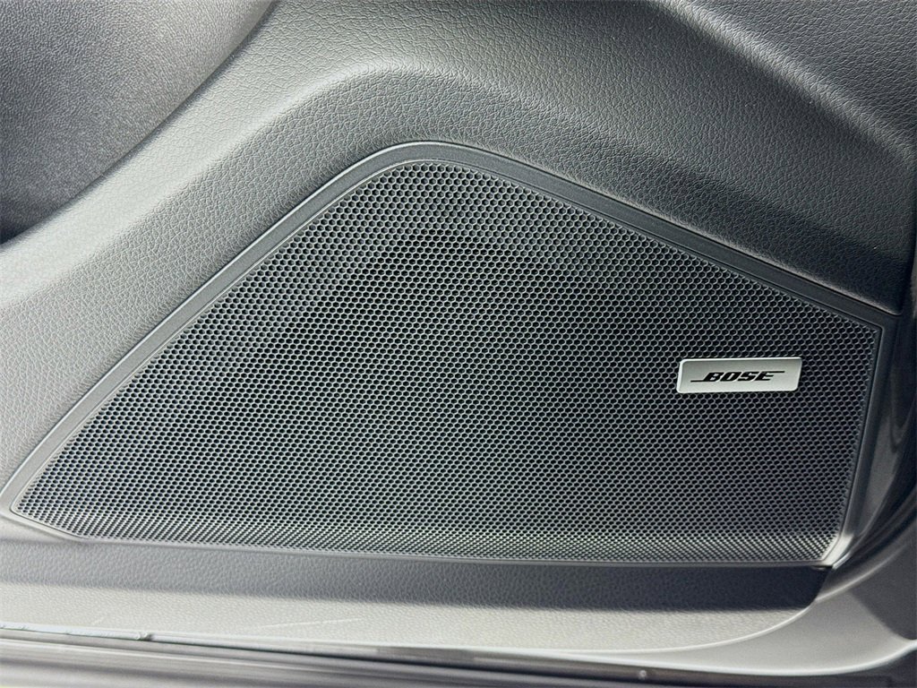 Certified 2025 Porsche Cayenne Coupe image 12