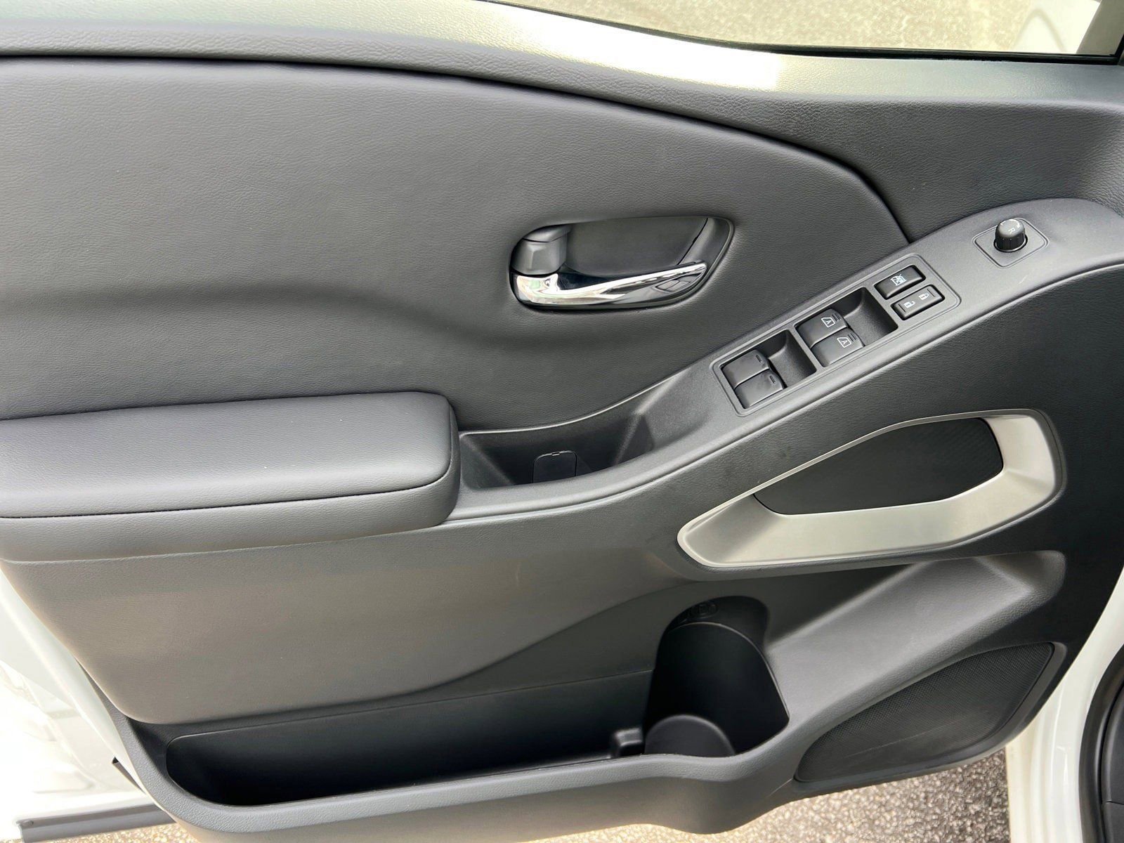 New 2026 Nissan Frontier SV w/ All-Weather Content Package RWD image 11