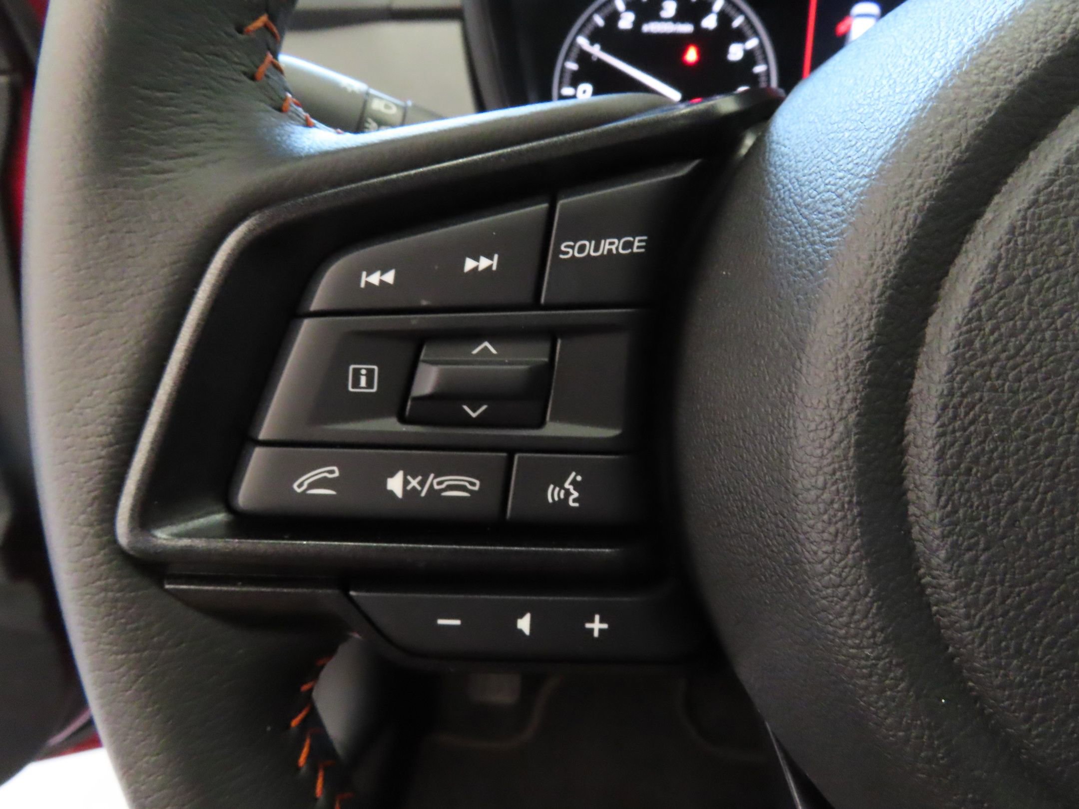 Certified 2025 Subaru Crosstrek 2.5i Limited image 15