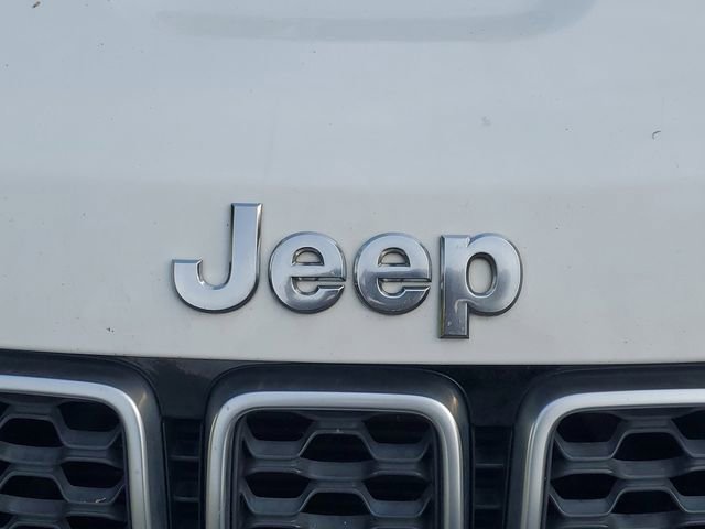 Used 2018 Jeep Grand Cherokee Limited image 10