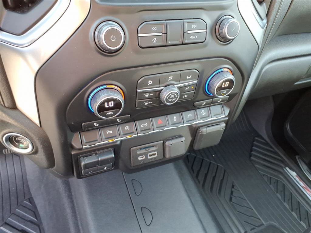 Used 2020 Chevrolet Silverado 1500 LTZ w/ Safety Package AWD/4WD image 33