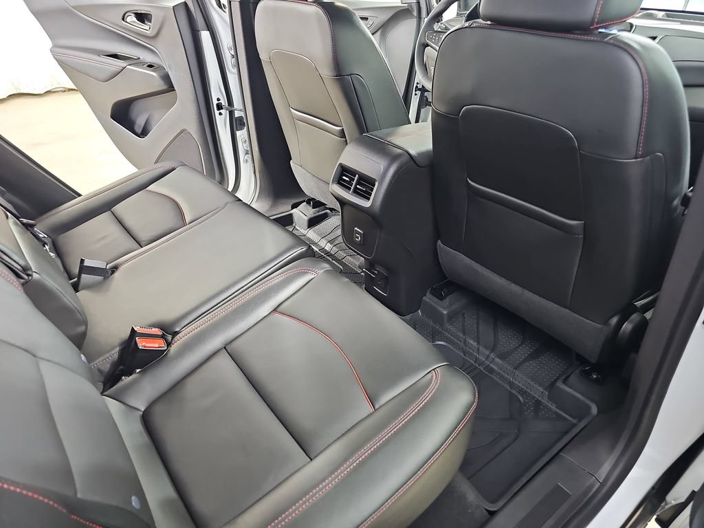 Certified 2024 Chevrolet Equinox RS w/ RS Leather Package AWD/4WD image 14