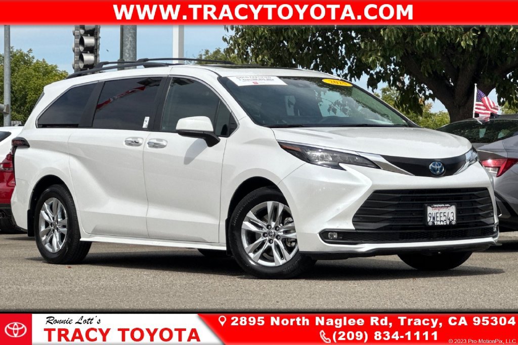 Certified 2025 Toyota Sienna XLE w/ XLE Plus Package