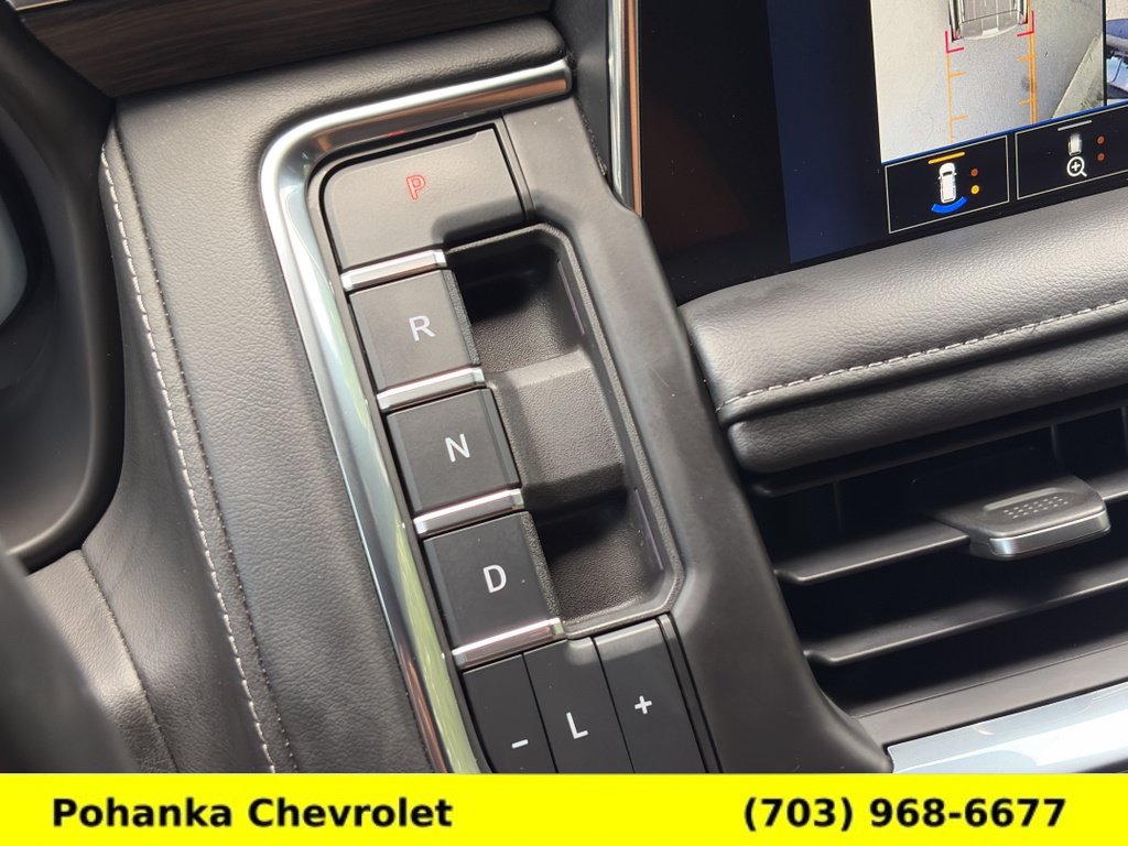 Used 2023 Chevrolet Tahoe LT w/ Luxury Package AWD/4WD image 15