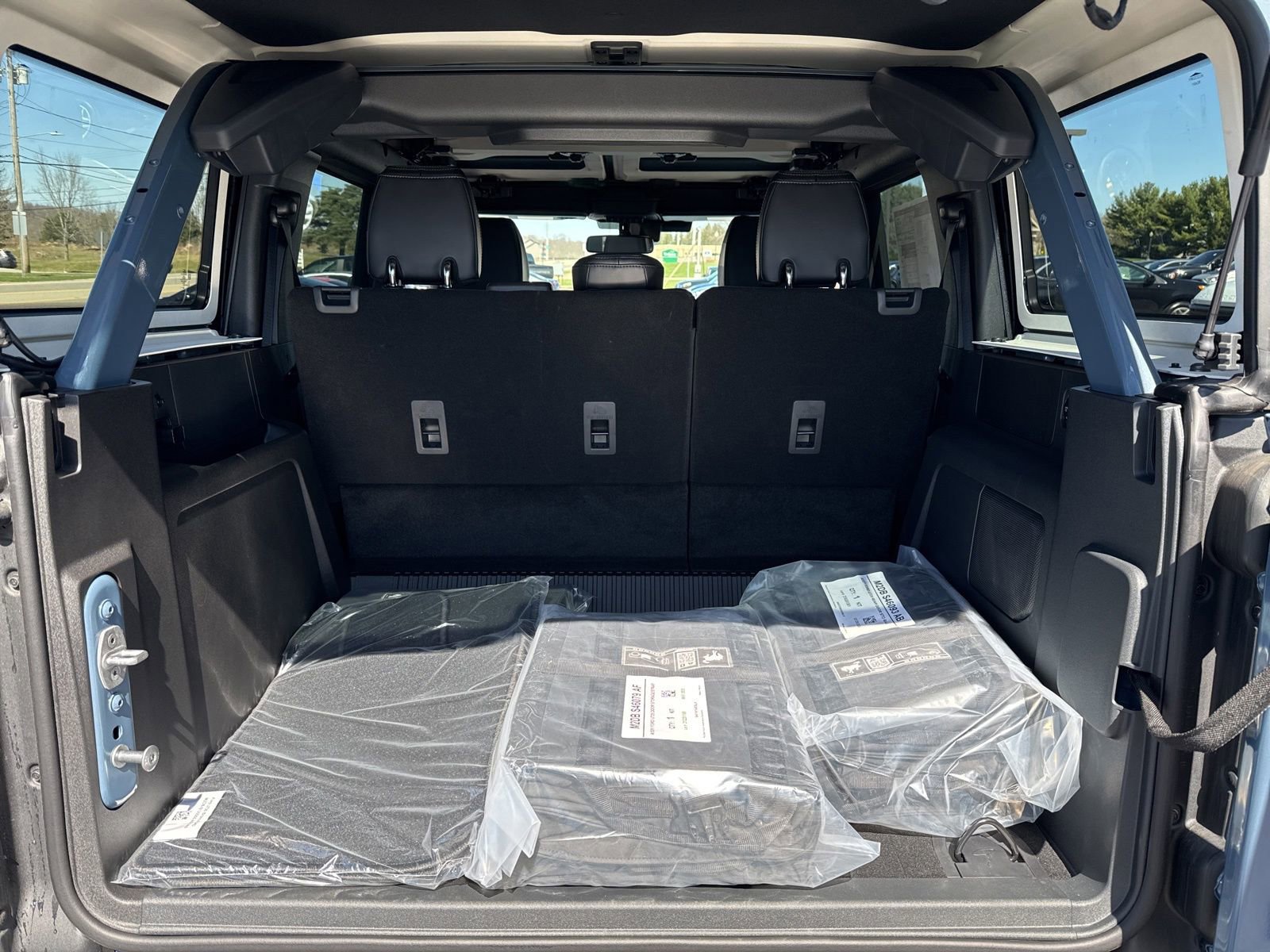 New 2025 Ford Bronco Badlands AWD/4WD image 38