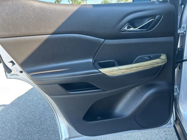 Used 2019 GMC Acadia Denali image 21