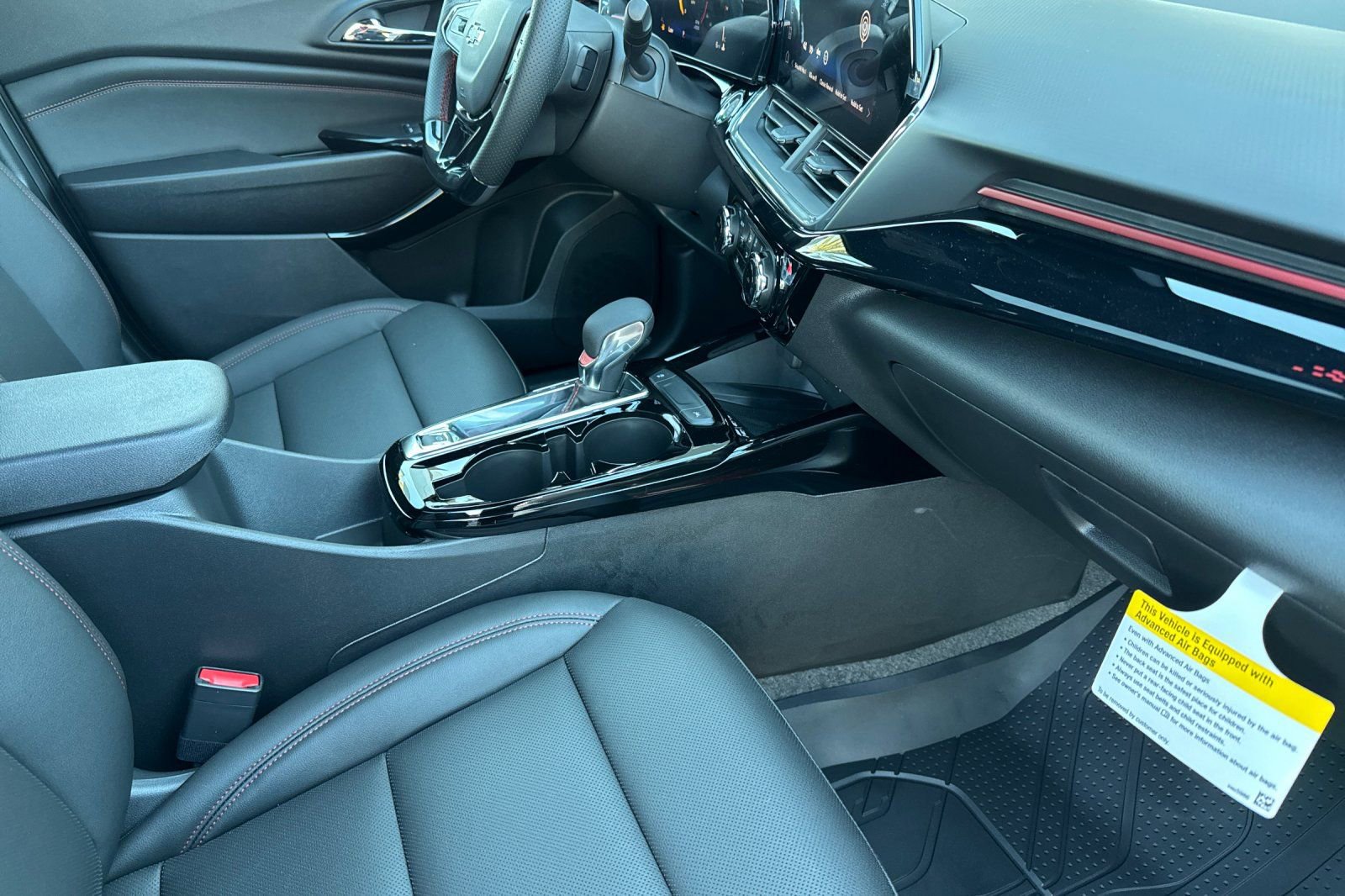 New 2026 Chevrolet Trax RS w/ Sunroof Package image 15