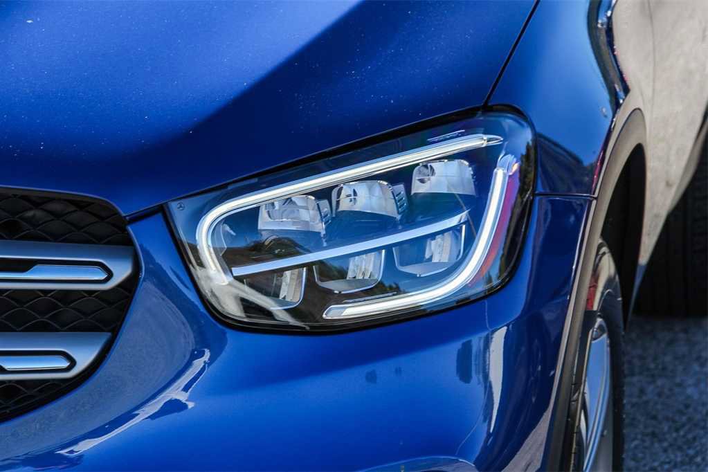 Used 2022 Mercedes-Benz GLC 300 image 5