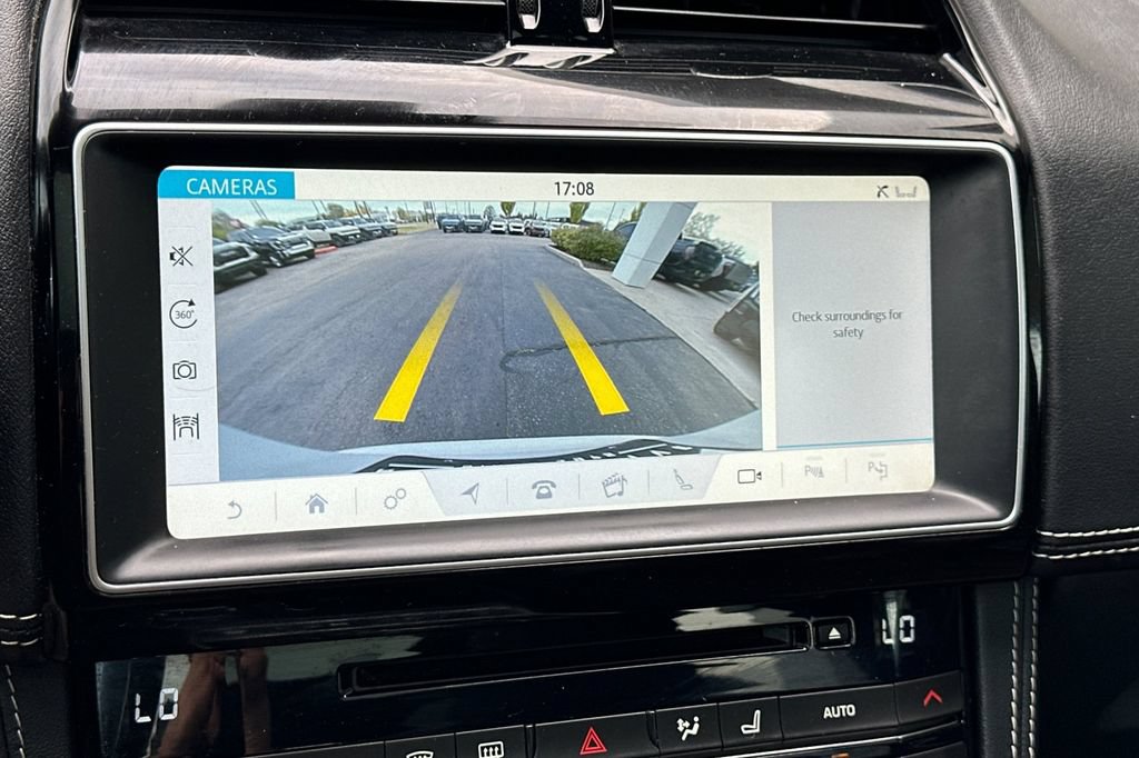 Used 2017 Jaguar F-PACE S AWD/4WD image 21