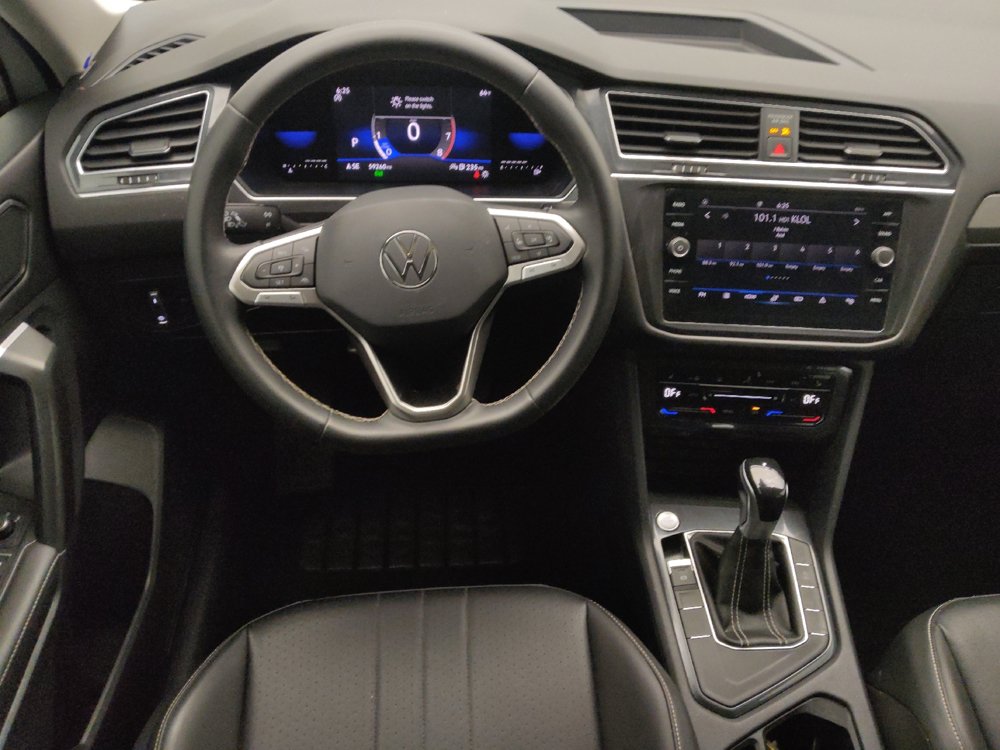 Used 2022 Volkswagen Tiguan SE FWD image 22