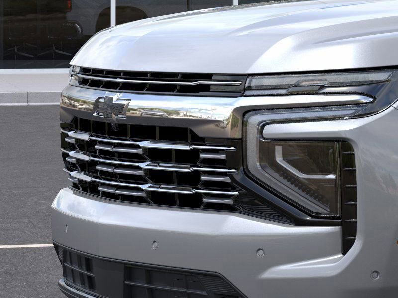 New 2025 Chevrolet Suburban Premier image 13