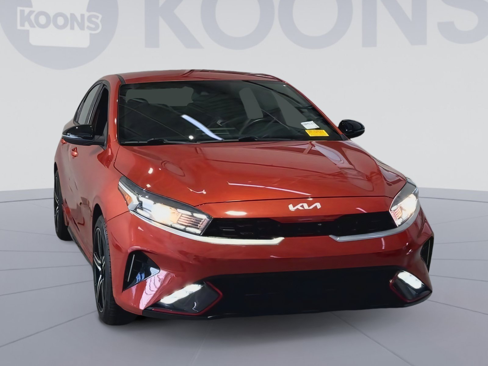Used 2023 Kia Forte GT-Line w/ GT-Line Technology Package FWD image 4