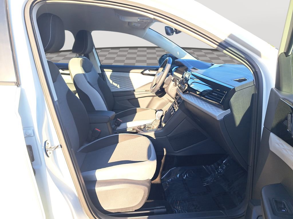 Used 2024 Volkswagen Taos S image 18