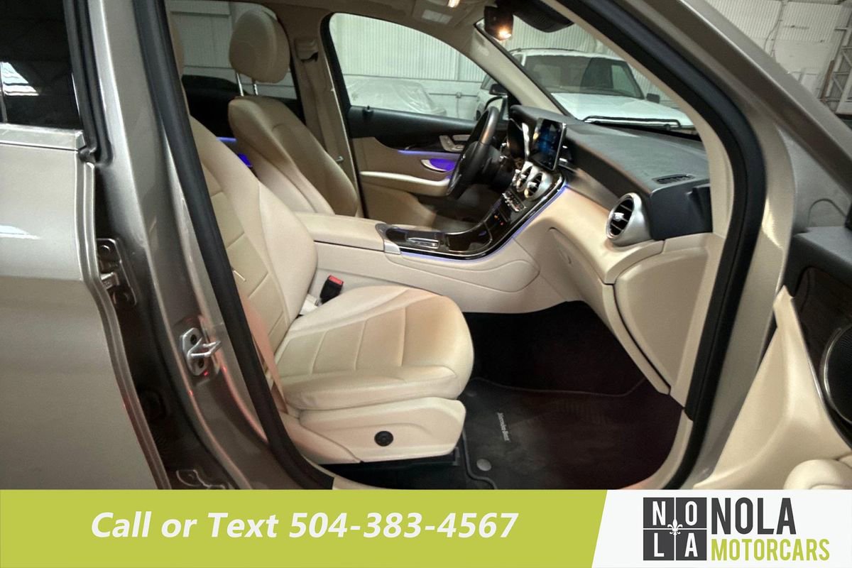 Used 2022 Mercedes-Benz GLC 300 image 31