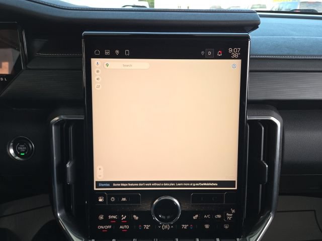 Used 2024 GMC Acadia Elevation w/ Trailering Package AWD/4WD image 8