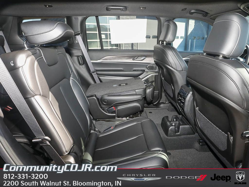 New 2025 Jeep Grand Cherokee L Limited image 20