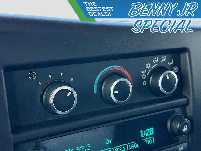 Used 2019 Chevrolet Express 3500 Extended w/ Power Convenience Package image 15