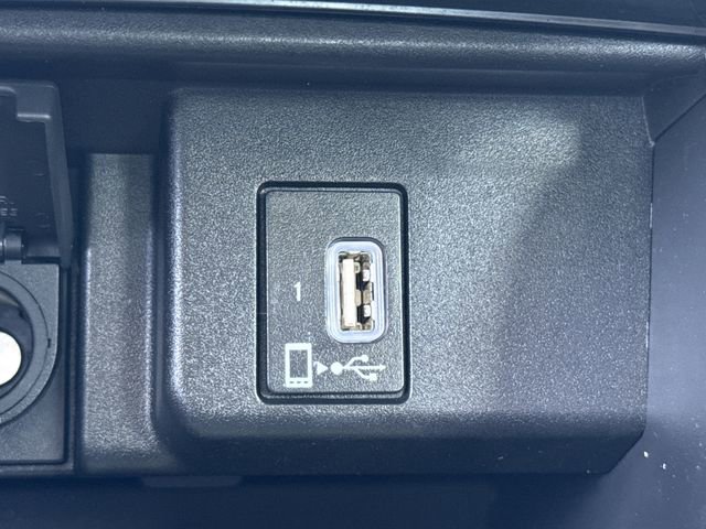 Used 2018 Honda Accord Touring image 30